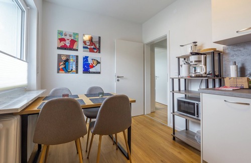 Beilngries Apartamento | Neu Renovierte Ferienwohnung für bis zu Vier Personen mit Balkon