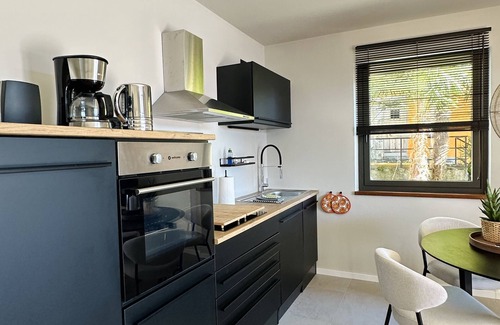 Colmegna Apartamento | Neu Renovierte Ferienwohnung mit Fantastischem Ausblick auf den Lago Maggiore