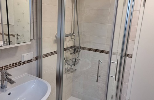 Lensahn Apartamento | Neu Renovierte, Gemütliche Ferienwohnung, Zentral Gelegen Nähe Ostsee und Wälder