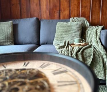 Oberried am Brienzersee Apartamento | NEU! Seepanorama, am See 15 min von Interlaken