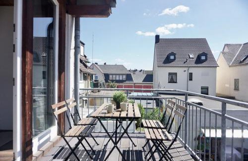 Pellenz Apartamento | NEU zentrale Wohnung Netflix Balkon 4 Gäste