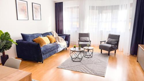 Innenstadt - Sankt Ulrich-Dom Apartamento | NEU - Zentrum, 3 Zi, free Tiefgarage, smart TV, WLAN