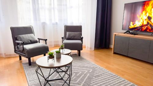 Innenstadt - Sankt Ulrich-Dom Apartamento | NEU - Zentrum, 3 Zi, free Tiefgarage, smart TV, WLAN