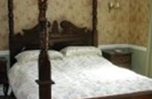 Llanwrtyd Wells Hotel | Neuadd Arms Hotel