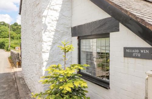 Corwen Casa | Neuadd Wen