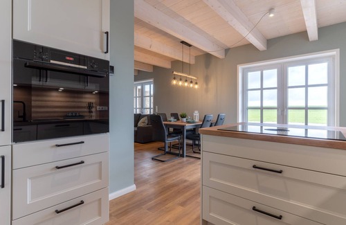 Karolinenkoog Casa | Neubau!! DHH Direkt an der Eider mit Sauna für bis zu 6 Personen