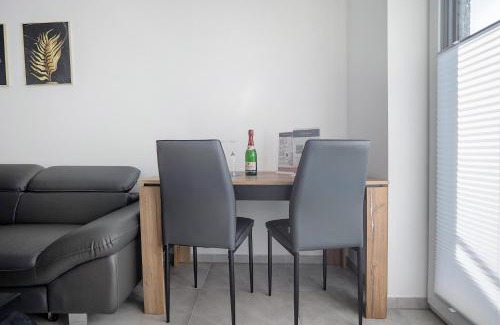 Gronau Apartamento | Neubau Ferienwohnung mit Balkon