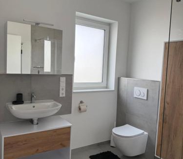 Hadamar Apartamento | Neue Ferienwohnung in zentraler Lage in Hadamar, Nähe Limburg