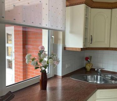 Guteborn Apartamento | Neue Ferienwohnung mit Terrasse