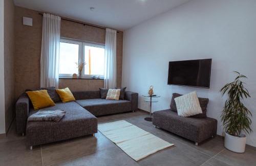 Bekond Apartamento | Neue Loft im alten Kelterhaus - Urlaub im Wein- und Ferienort Bekond