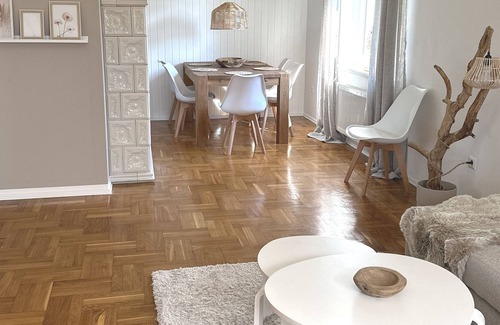 Schloss Holte-Stukenbrock Apartamento | Neue, Moderne, 70m² Große Ferienwohnung mit Überdachter Terrasse und Garten