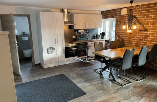 Gatow Casa | Neues Modernes Ferienhaus Deichgraf in der Uckermark ,mit 2 Kompl. Wohnungen