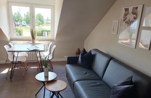 Schwerin Apartamento | Neumühler Hof- Gemütliche Wohnung "Lenia" Parkplätze und Kongresshalle in der Nähe