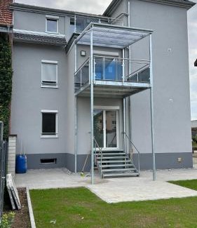 Grenzach-Wyhlen Apartamento | Neusaniertes 3Familienhaus am Bahnhof Wyhlen 7Min von Basel CH