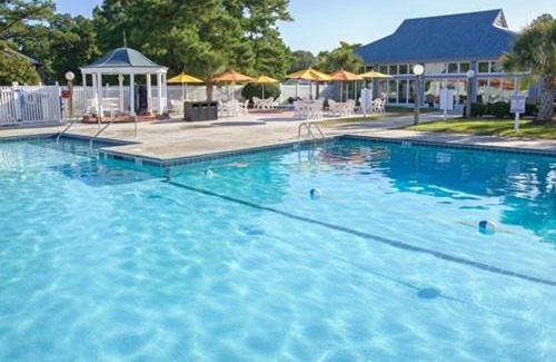 New Bern Apartamento | Neuse River Condo with Marina View in New Bern - Two Bedroom Condo#1