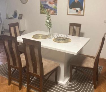 Gornji Milanovac Apartamento | Nevade apartman