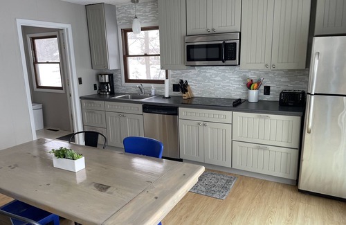 Grand Rapids Cabina | PROPIEDADES DE NEVAEH - LAGO DE POKEGAMA - "LA CASA" (cabañas adyacentes disponibles)