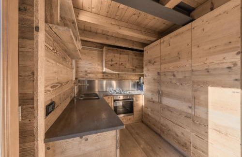 San Vito di Cadore Apartamento | NeveSole Chalet - Charming Flat Near Dolomiti Ski Slopes