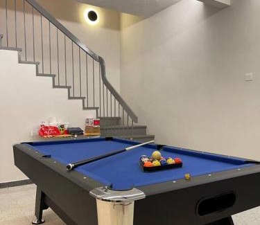 Taman Islands Glades Casa | *NEW 12Px w KTV/KidsPool/Billiard/Jacuzzi near USM