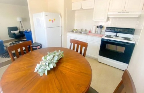 Trenton Apartamento | NEW 17 S First Unit * · 17 s first 8 new listing