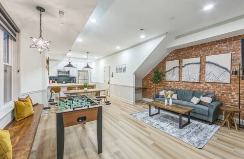 North Philadelphia West Apartamento | New 2/2 Across from Fairmount Park | 10 mins to DT