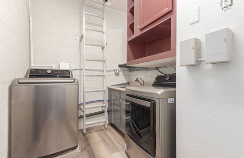 Fountain Hills Condominio | New! 2 Bed/2 Bath-On The Avenue