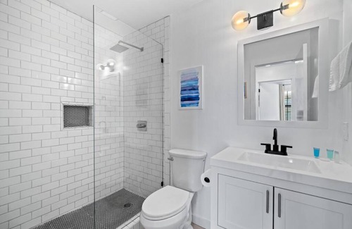 El Centro Beach Casa | NEW 2 Blocks to Beach, Casablanca