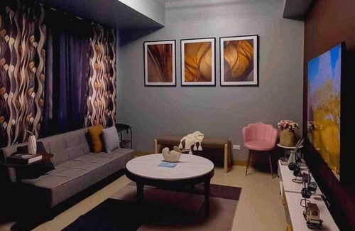 Bacolod Condominio | New 2 BR condo for rent @ One Regis in Upper East!
