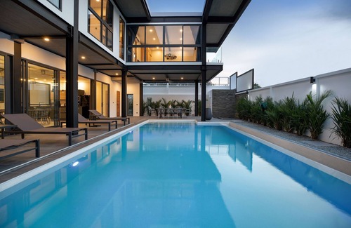 Ban Saiyuan Villa | New 2-Storey Oxygen Pool Villa Sunset 8