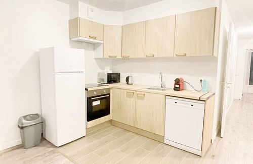 Bagneux Apartamento | NEW : - 20%, 8/6/4 passengers, Free Parking