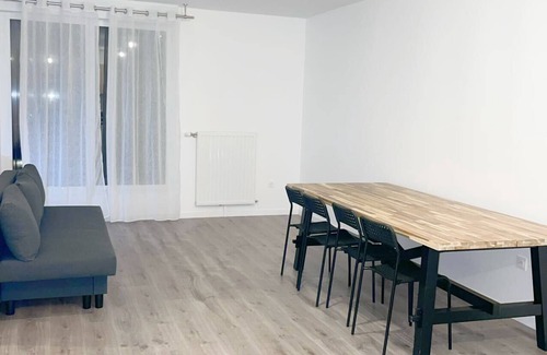 Bagneux Apartamento | NEW : - 20%, 8/6/4 passengers, Free Parking