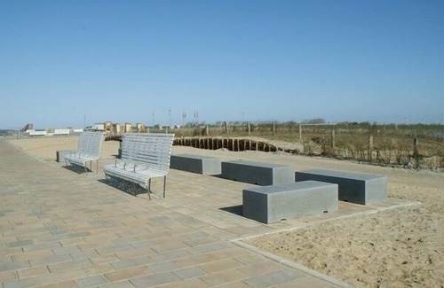 Busum Apartamento | * NUEVO * 2014 renovado en la laguna de la playa de arena familiar, balcón, WiFi gratis