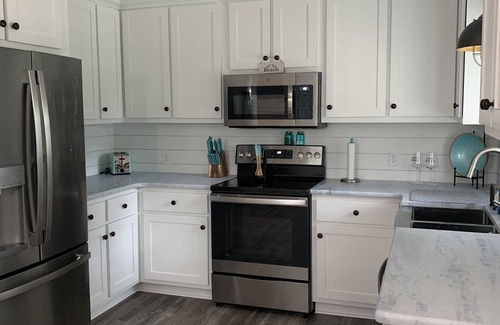 Cape Carteret Casa | NEW 2024 in ground pool!! House near Emerald Isle