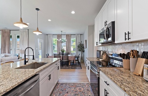 Rockwall Casa | New 2024 Luxe Rockwall Retreat Minutes to Lakes, Downtown & Shops!