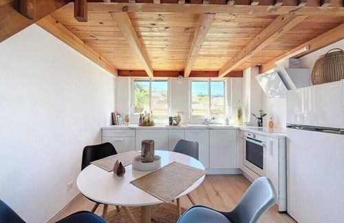 Pietrosella Apartamento | New 2025: Haut de villa 2 chambres vue mer climatisé à 300 mètres de la mer