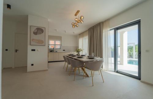 Turanj Villa | NEW 2025 Villa Nikante