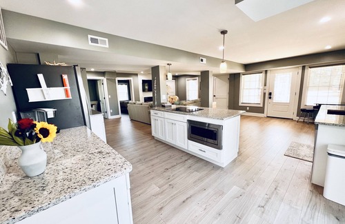 Whalehead Beach Condominio | *NEW -25ft to Beach, 2br. Oceanviews.Pool.Hot Tub