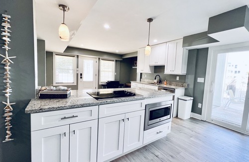 Whalehead Beach Condominio | *NEW -25ft to Beach, 2br. Oceanviews.Pool.Hot Tub