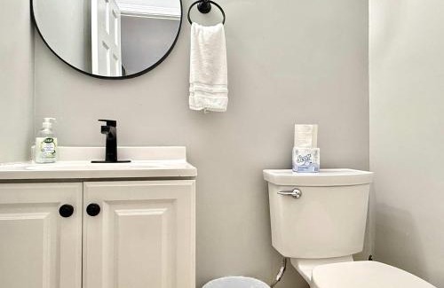 Norcross Casa | NEW 2b2b ENTIRE TOWNHOUSE PLACE COZY and QUIET SP1271