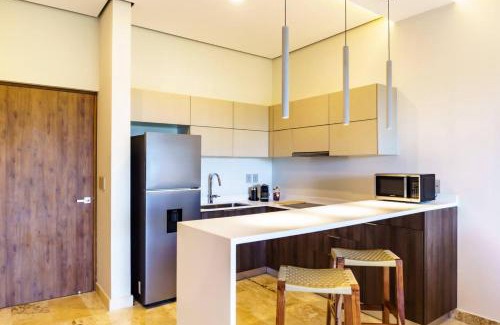 Playa Paraiso Apartamento | New 2Bdr unit step away from Caribbean beaches