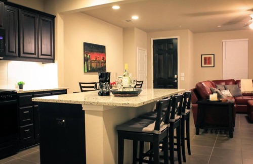 Cedar Park Casa | NUEVO 2BR Austin Home, cómodo, cómodo, central, Homie