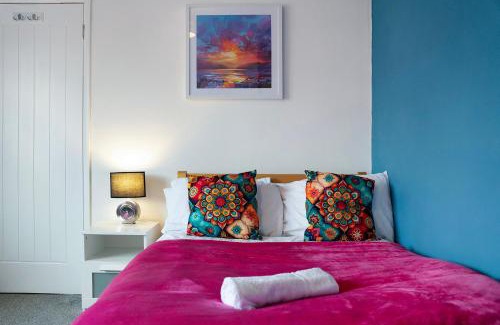 Langley Park Casa | New! 2BR in The Crescent