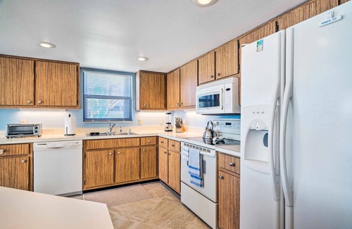 Burnt Store Marina Condominio | NEW 2nd floor CORNER condo; PRESTINE MARINA and MANATEE views; many upgrades.