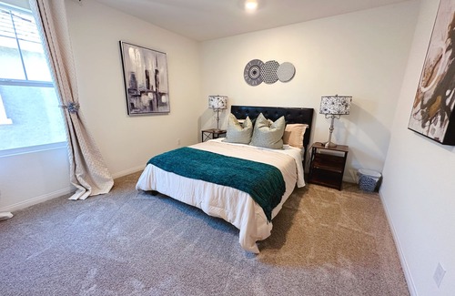 Chino Casa | New 3 bd/2.5 ba single family