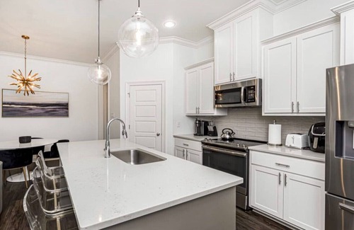 Highlands - Perkins Casa | NEW 3 BD/2.5BA Townhouse by LSU