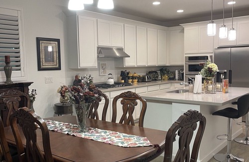 Peoria Casa | New 3-bdr, 3 bath home near Lake Pleasant and new Taiwan Semiconductor Company.