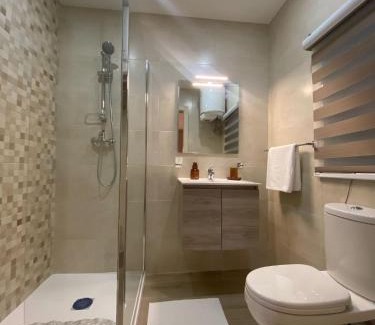 Bugibba Apartamento | New 3 Bed Apt with Communal Pool