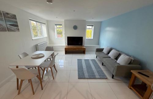 Chepstow Apartamento | New 3 Bedroom Flat Close to Station