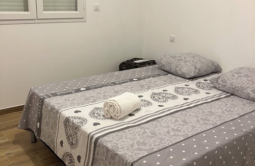Prunete Casa | New 3-bedroom house 200m from the sea
