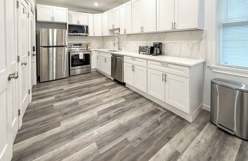 Columbus Park - Andrew Square Casa | New 3 beds in Southie! W/D in unit.